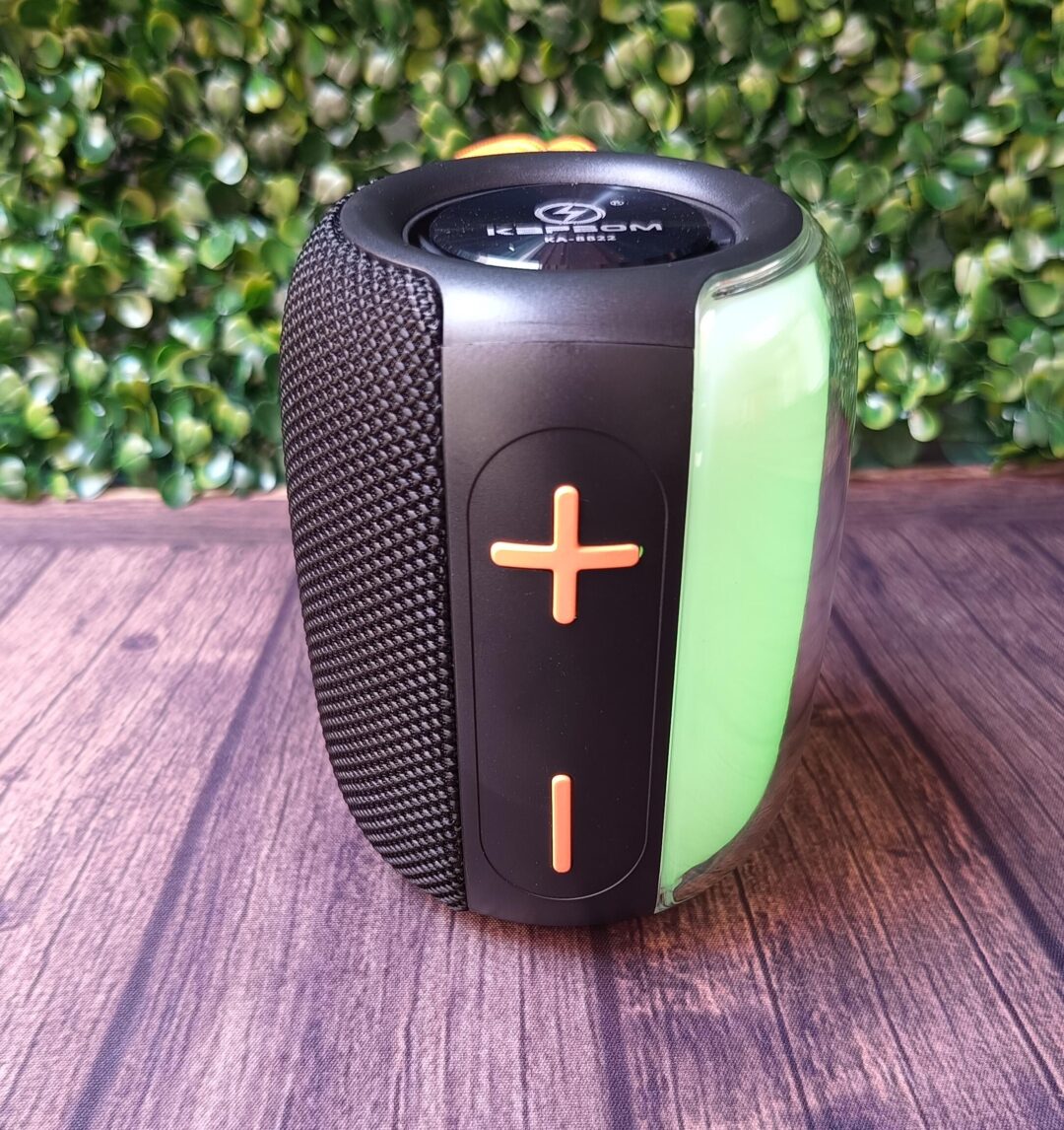 Caixa De Som Bluetooth Led KA-8822 A Prova Dagua
